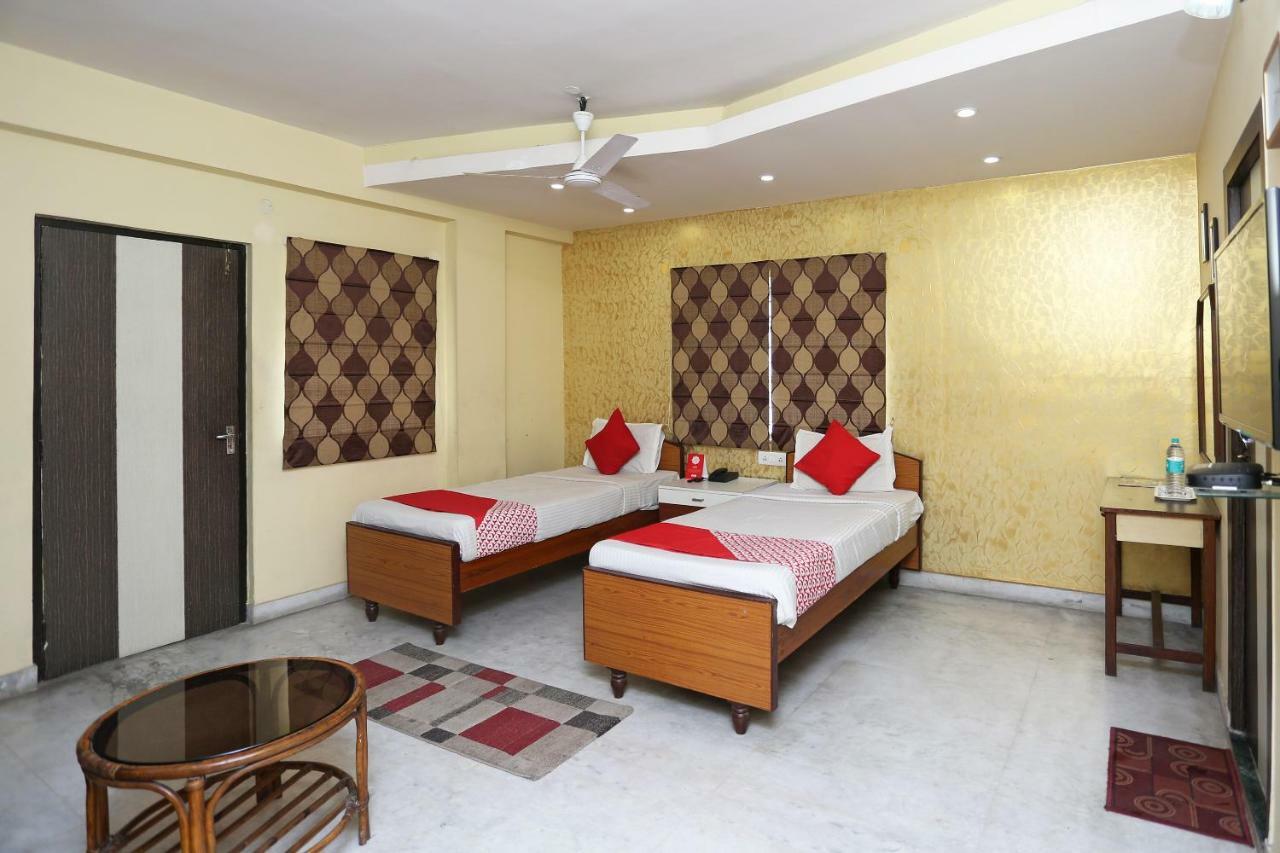 Oyo 24591 Mishra Residency Newtown Otel Kalküta Dış mekan fotoğraf